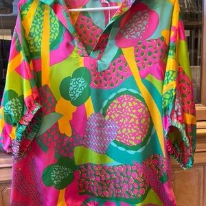 New sz  M Adrienne Pink and Green Patterned Blouse